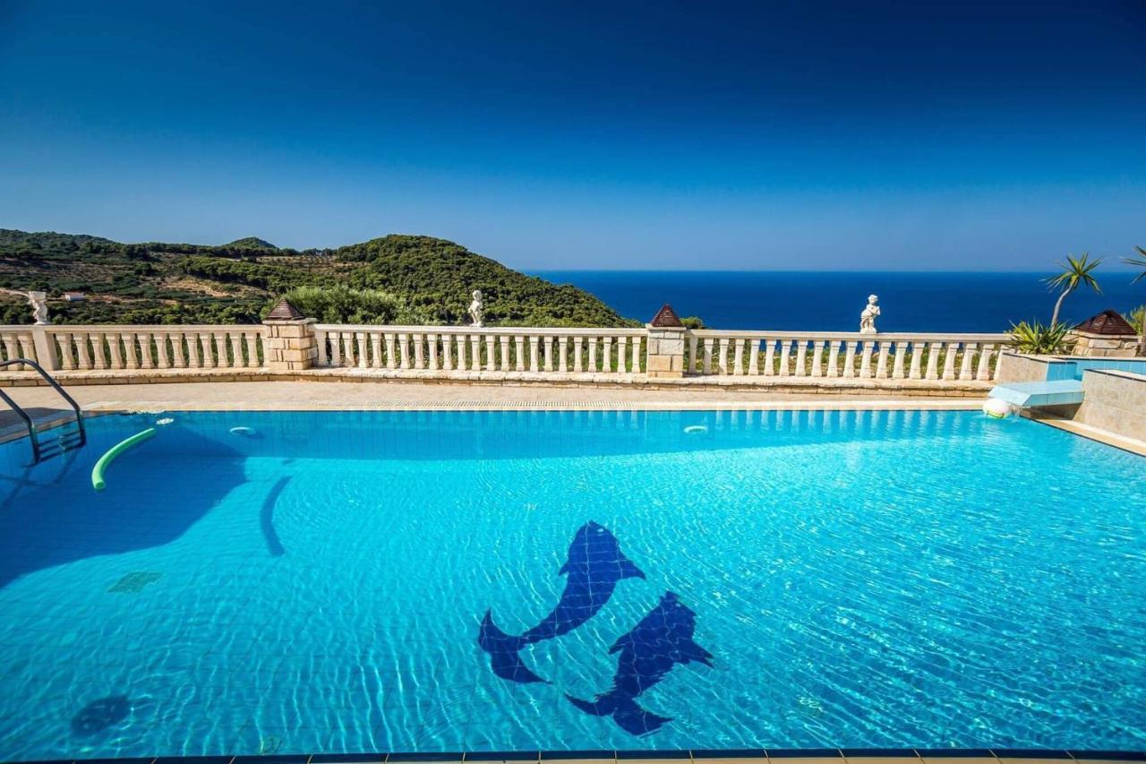 Keri Me Away - Argo'S Summer Poolside Retreats Villa Dış mekan fotoğraf